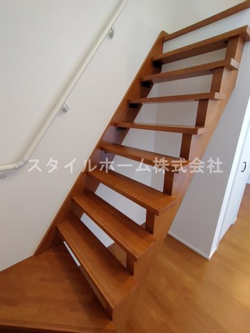 リバーサイド花田の内装|別部屋写真です。