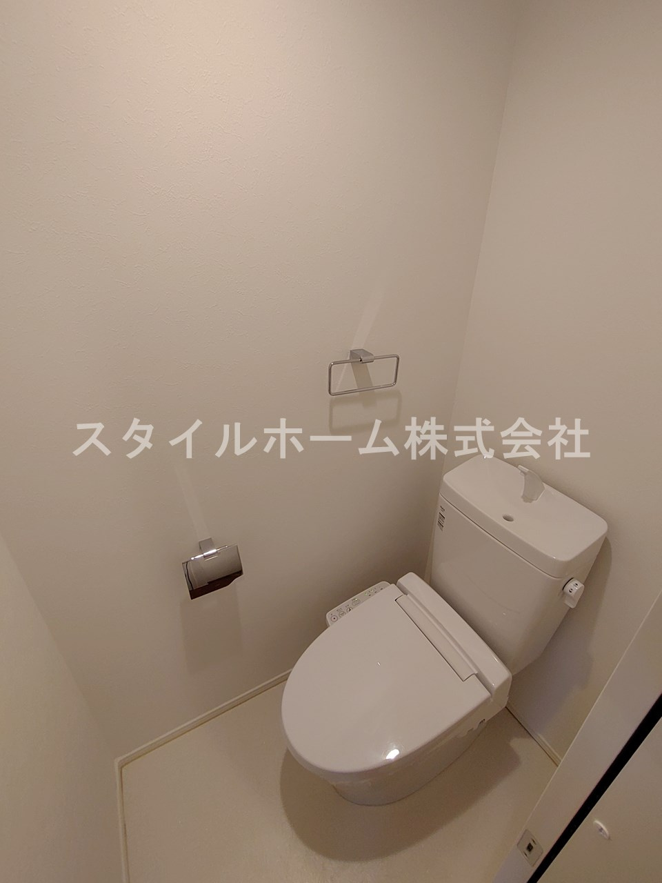リバーサイド花田のトイレ|別部屋写真です。