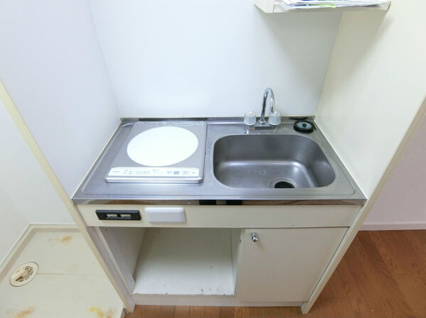 グラン逆瀬川のキッチン