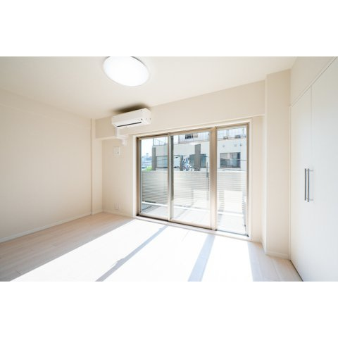 COMFORIA浅草松が谷のその他共用部分|コンフォリア浅草松が谷の室内です、ベット配置しやすい間取りです