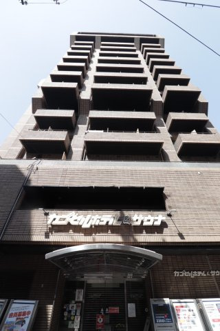 【外観】 | 【外観】落ち着いたブラウンの総レンガ調！街に溶け込む、親しみやすい外観デザインです！