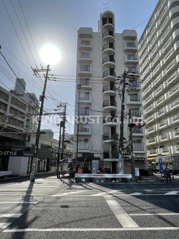 コープ野村梅田B棟の外観