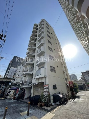 コープ野村梅田B棟の外観
