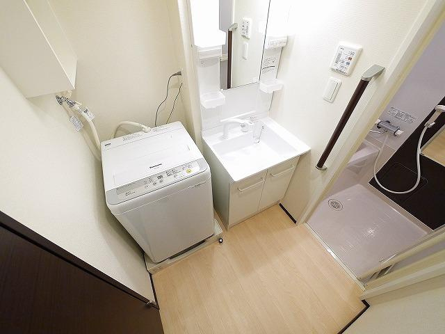 クレイノカンナの洗面所|脱衣スペースもあります