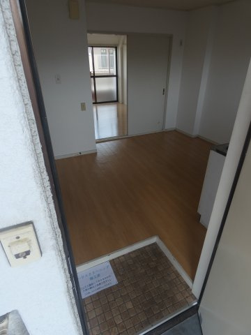 【玄関】 | 玄関になります。