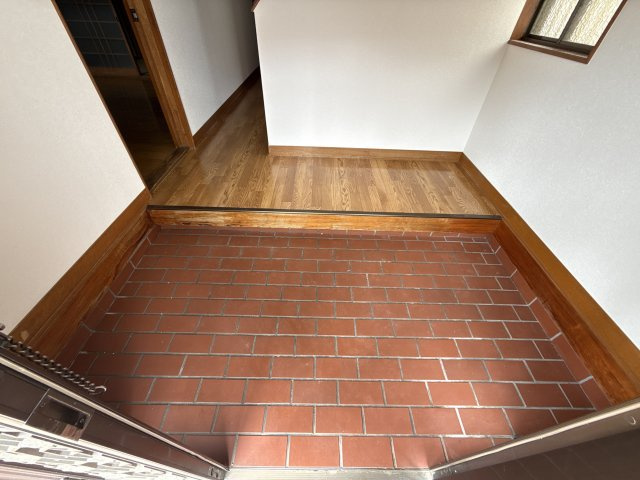 植田貸家の玄関