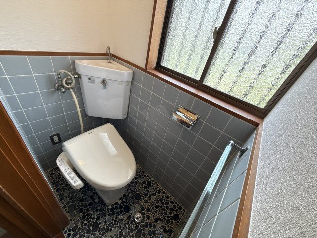 植田貸家のトイレ