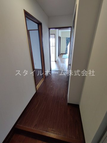 オリエンタルハイツの玄関