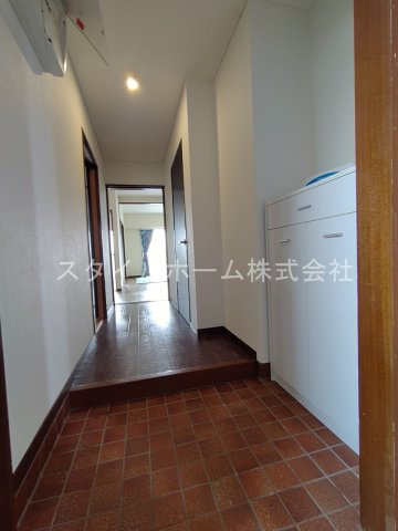 オリエンタルハイツの玄関