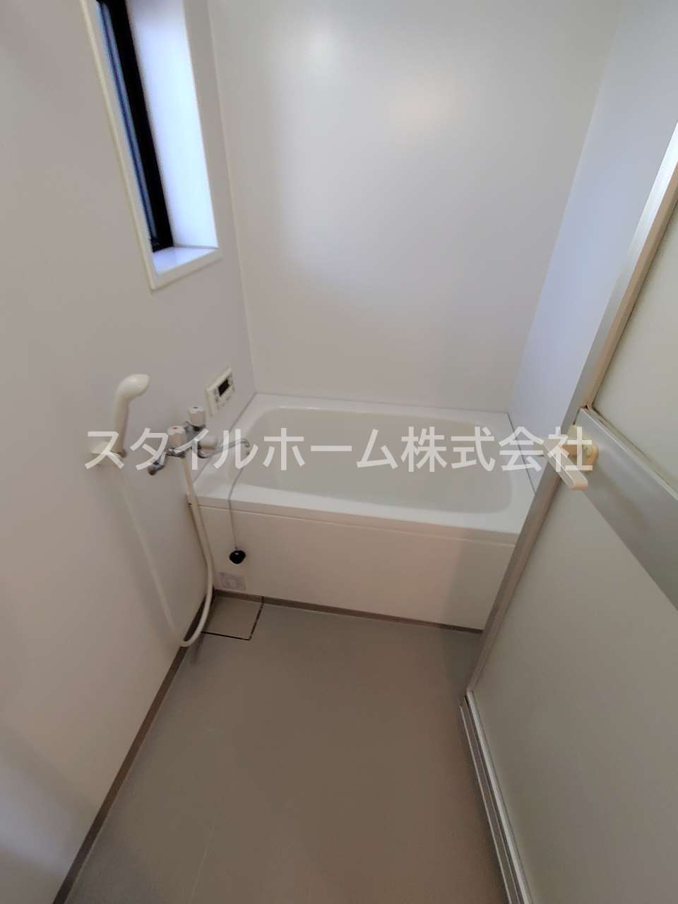 アヴァンセ山本の浴室