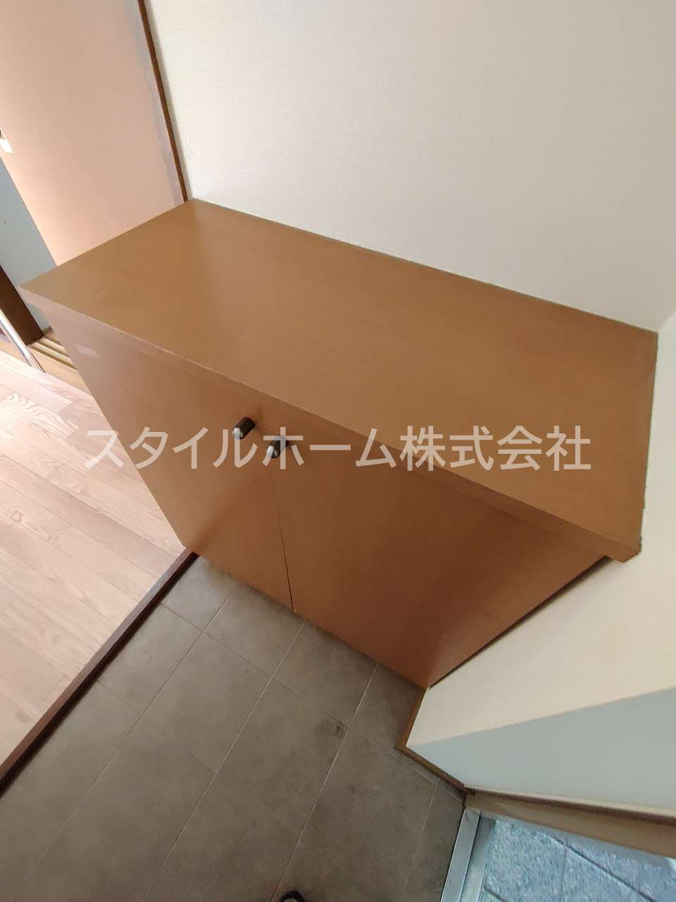 アヴァンセ山本の玄関