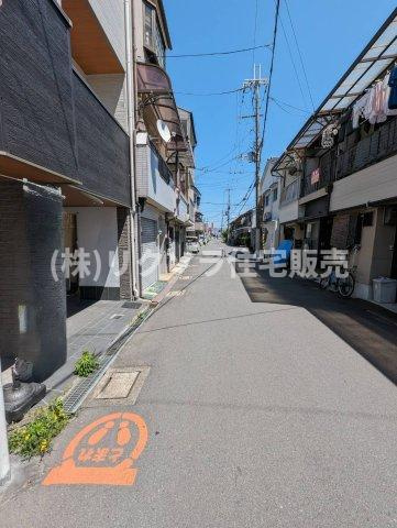 金田町　中古一戸建ての前面道路含む現地写真|前面道路を含む外観
■物件内覧・資金計画相談・住宅ローン相談、リフォーム相談、お問合せ受付中■
※当日・翌日のご内覧、ご相談はお電話でのお問合せがスムーズです！