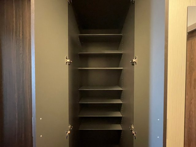 プレジオ阿波座の収納