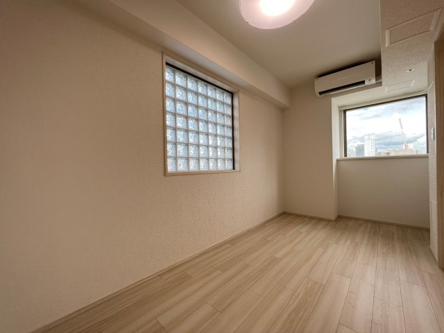 Vinoプレジオ本町の洋室