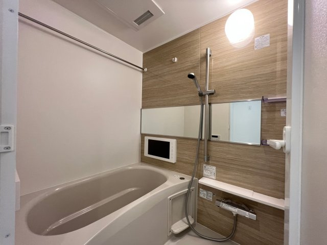 Vinoプレジオ本町の浴室