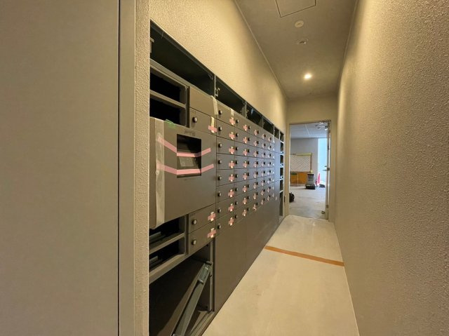 レジュールアッシュ谷町四丁目グランクラスのロビー