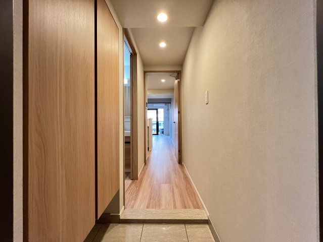 RJRプレシア南堀江の玄関
