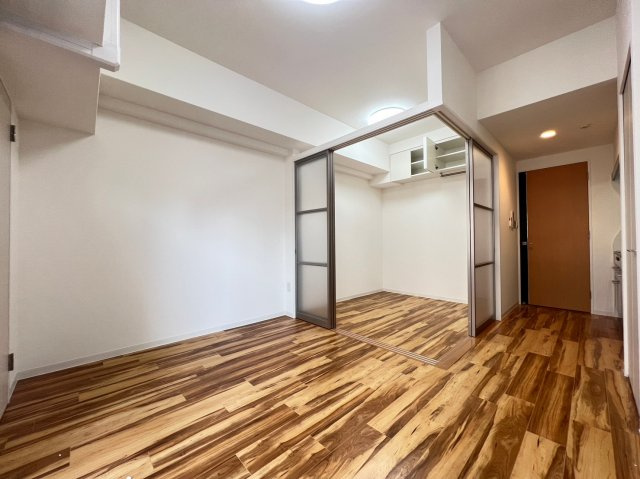 セレニテ本町グランデの内装
