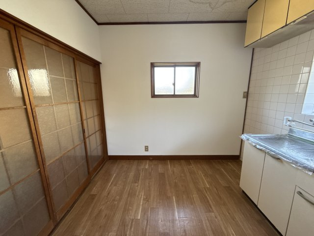 蒲田戸建の居間・リビング