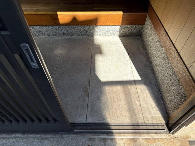 蒲田戸建の玄関
