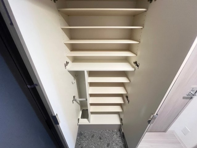 プレサンス大正フレンジの収納