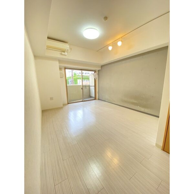 【居間・リビング】 | PHOENIX難波EAST