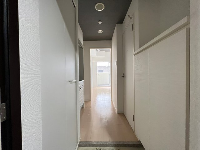 SERENiTE日本橋SUDの玄関