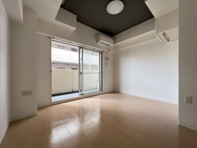 SERENiTE日本橋SUDの居間・リビング