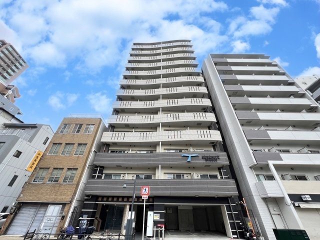 SERENiTE日本橋SUDの外観