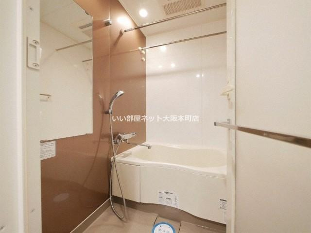 アーデン堺筋本町の浴室