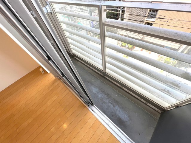 アーバネックス淀屋橋のバルコニー