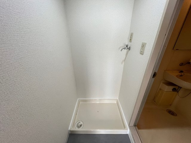 難波リーガルハウスの洗面所