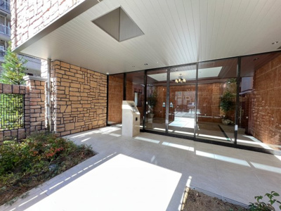 【エントランス】 | グランカーサ難波元町