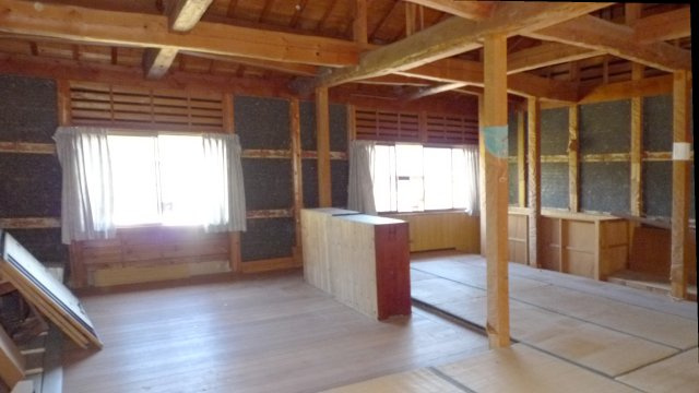 野郷町戸建てのその他|母家　２階。造作無し。広々としたワンフロアーです。