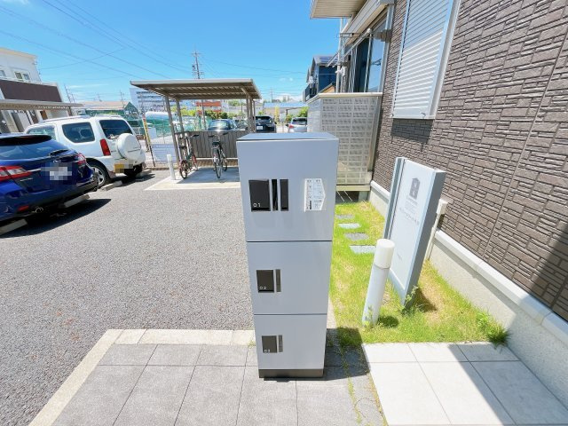 セジュールウィット共栄の駐車場
