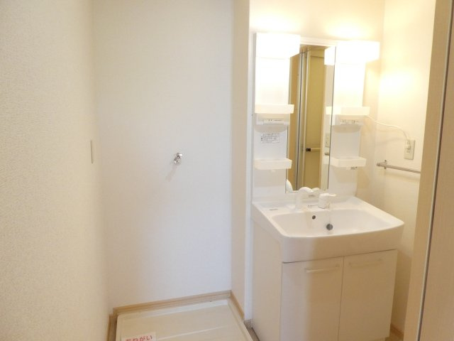 ファミール御殿山の洗面所