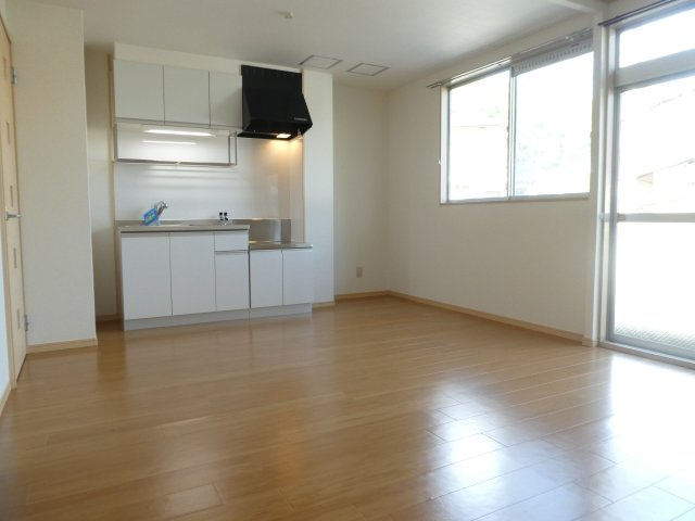 ファミール御殿山の居間・リビング