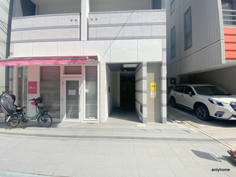 ウイング瓦町　仲介手数料無料のエントランス