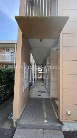 レオパレス小金井公園のエントランス