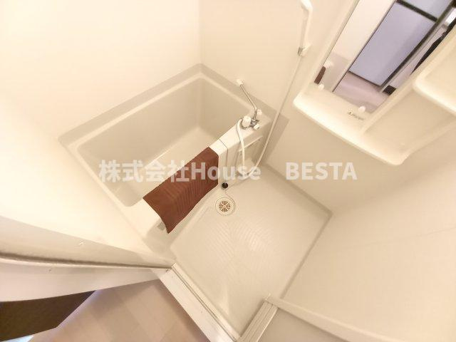 プレサンス神戸西スパークリングの浴室