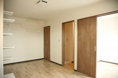 【洋室】 | Katze筥松 | 別号室の写真になります。現況優先。