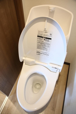 【トイレ】 | Katze筥松 | 別号室の写真になります。現況優先。