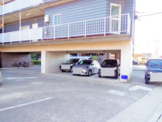 【駐車場】 | 長泉町竹原 売一棟マンション ES05123 | 長泉町竹原　駐車スペース