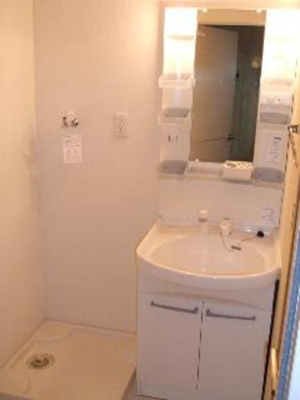 【洗面所】 | フローラリッシュ | スペースが確保できる洗面所です