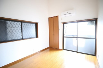 【洋室】 | メゾンKT21 | 別号室の写真になります。現況優先。