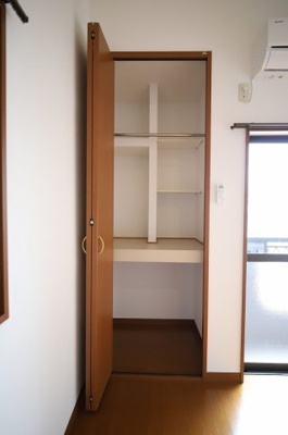 【収納】 | メゾンKT21 | 別号室の写真になります。現況優先。