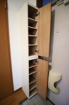 【玄関】 | メゾンKT21 | 別号室の写真になります。現況優先。