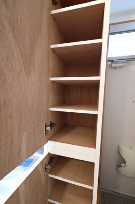 【収納】 | ヴェルナール美野島 | 別号室の写真になります。現況優先。