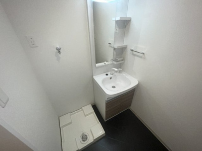 【洗面所】 | F asecia beid