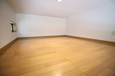 【洋室】 | ルミエール・ドゥ | 別号室の写真になります。現況優先。